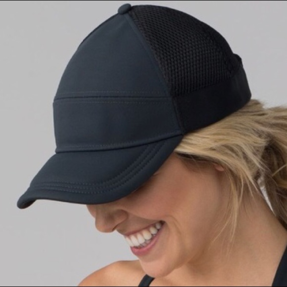 Lululemon | Dash and Splash Cap Hat